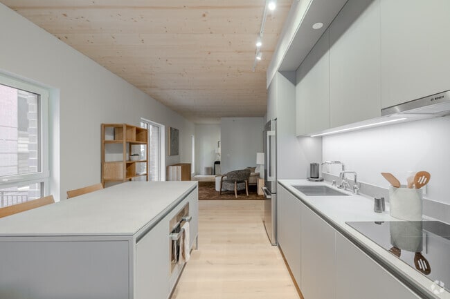 2BR, 2BA - 1,204SF - Kitchen - VANILLA 301 SPE LLC