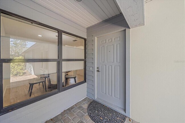 Photo - 1684 Pintail Way
