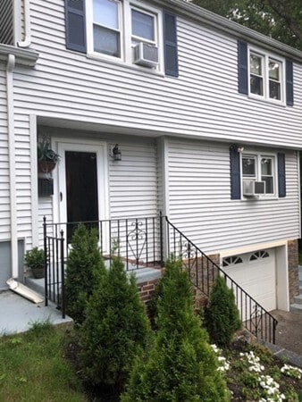 Photo - 143 Ridge St House