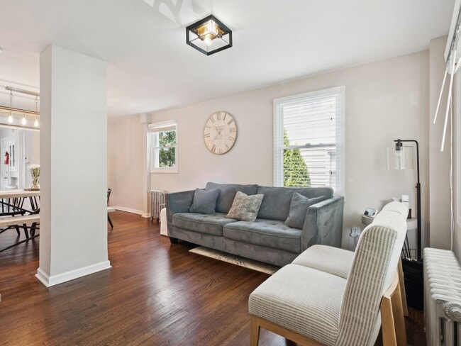 Photo - 718 Walnut St.