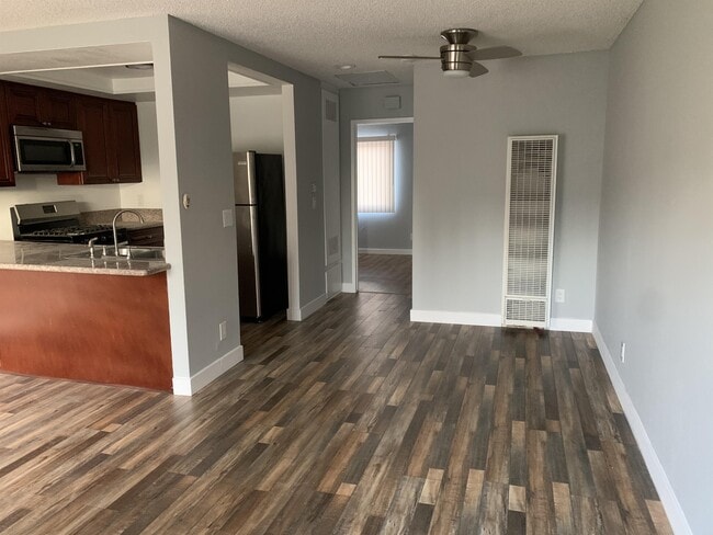 Photo - 1243 Fedora St