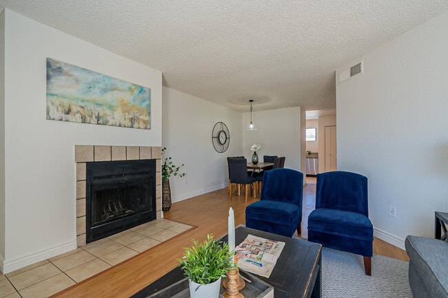 Photo - 11640 N 51st Ave Unidad Apt 246