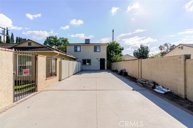 Photo - 17428 Roscoe Blvd