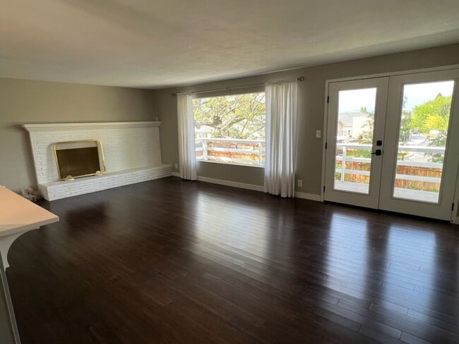 Photo - 1314 Red Apple Rd Unit 1314 Red Apple Rd #A