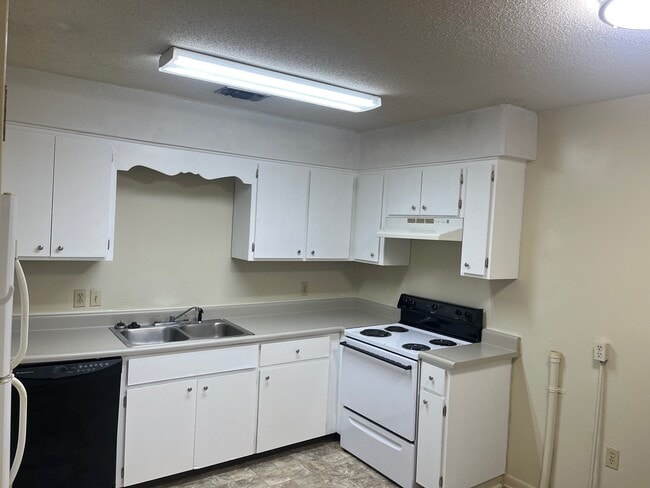 Photo - 25 6th St Unit B