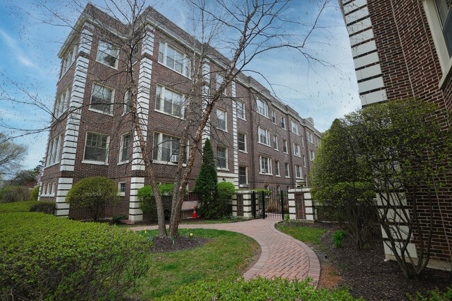 Photo - 431 N Lombard Ave Condo Unit 1