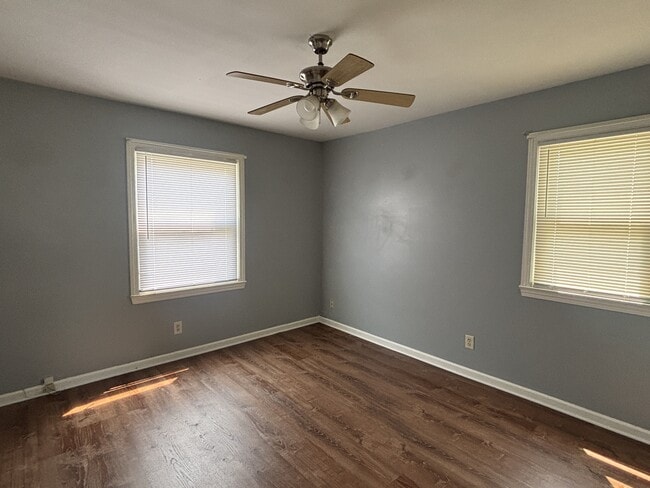 Photo - 1548 Thalia Ave