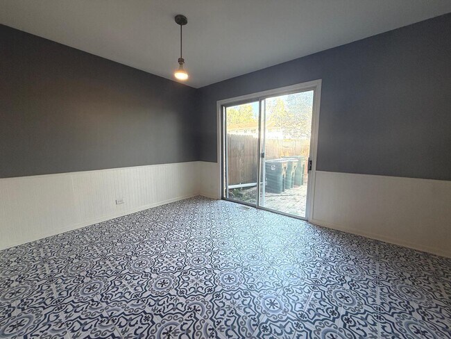 3023 Jamestown Ct