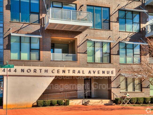 Building Photo - 444 N Central Ave Unit 303 - 1 Rental