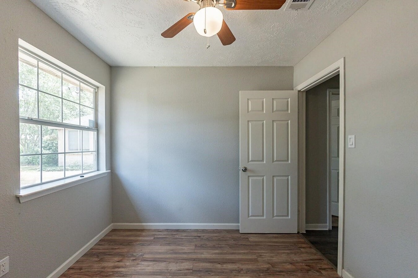 Photo - 2721 Carson Dr