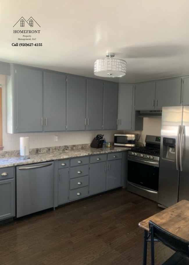 Building Photo - 215 N 11th St Rental