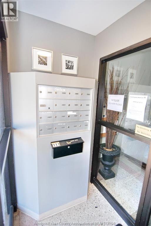 Photo - 647 Irvine Ave Unité 301