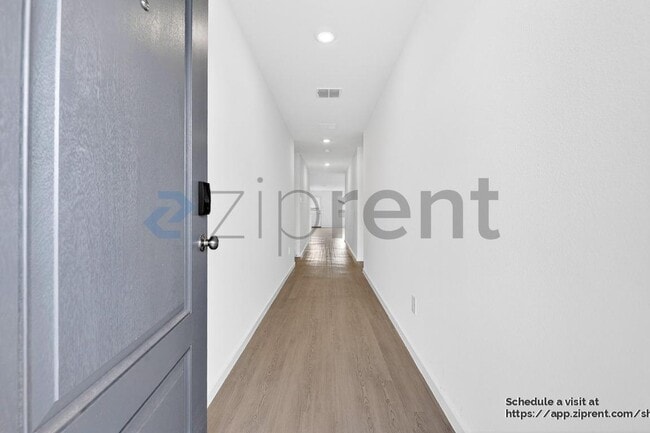 Photo - 6813 Haines Dr