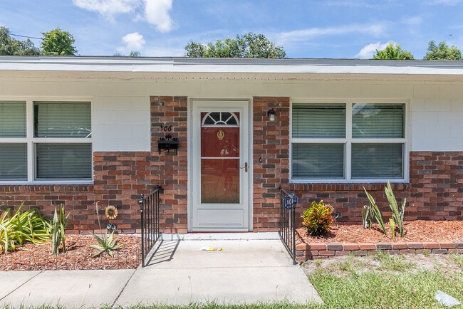 Photo - 106 N Kentucky Ave