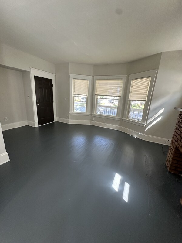 2056 W 101st St Condo Condo for Rent in Cleveland, OH