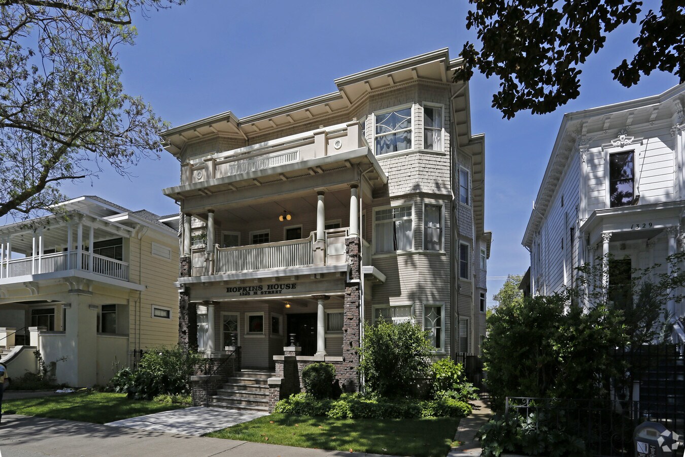 Photo - 1325 H St Apartments