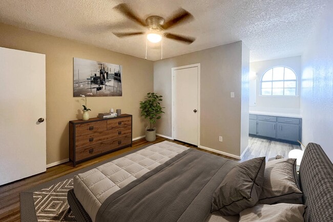 Dylan Apartments