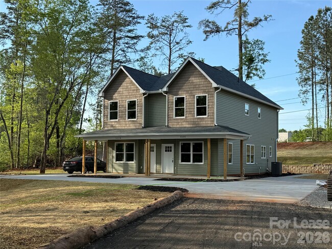 Building Photo - 5536-5538 Wrenn Dr