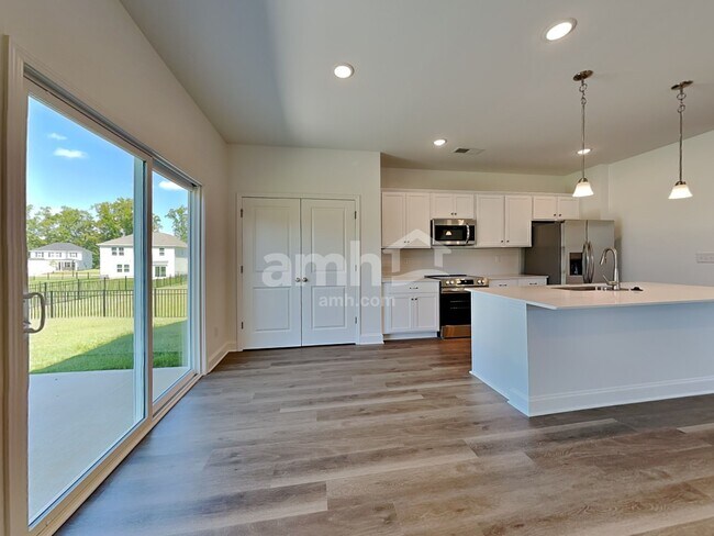 Photo - 6050 Rosemore Ln