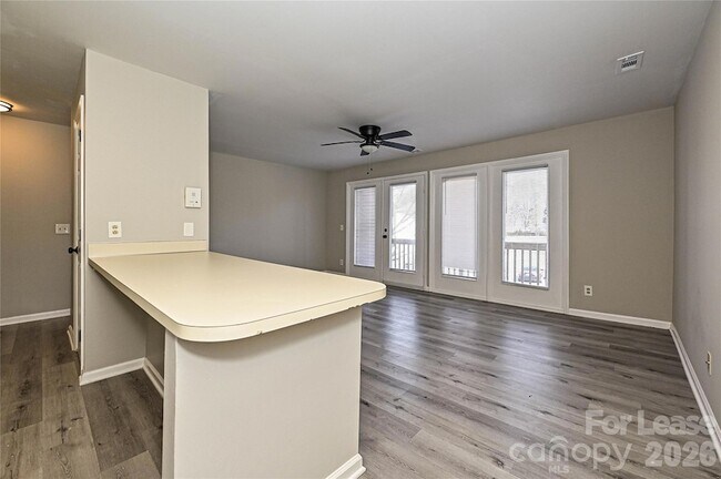 Photo - 6156 Meadow Rose Ln