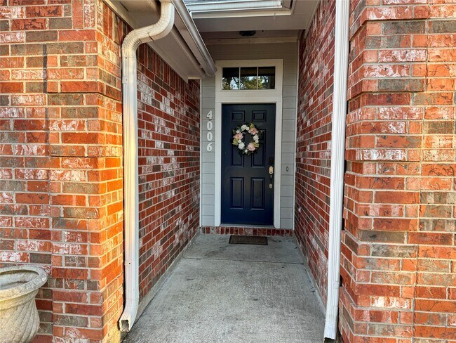 Photo - 4006 Hunnington Dr