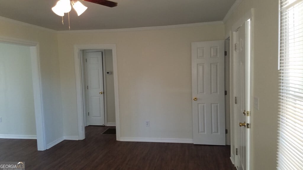 Photo - 704 Fred's Ln