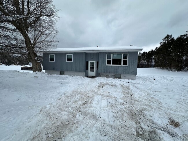 Building Photo - 535 State Rte 3