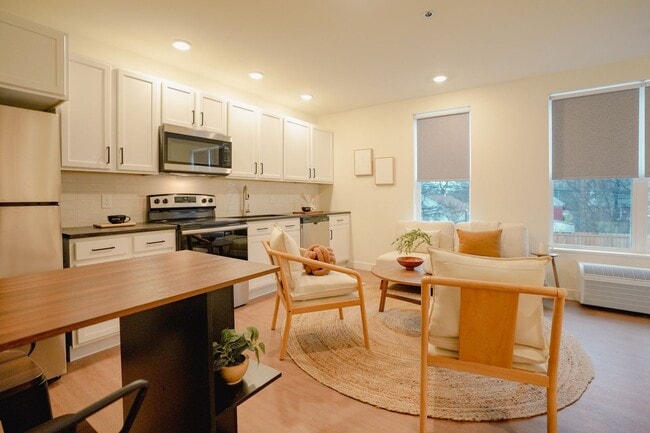 Photo - 476 Taylor Apartments