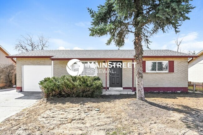 Building Photo - 4 Bedroom Pet-Friendly Home in DENVER, CO with Main Street Renewal