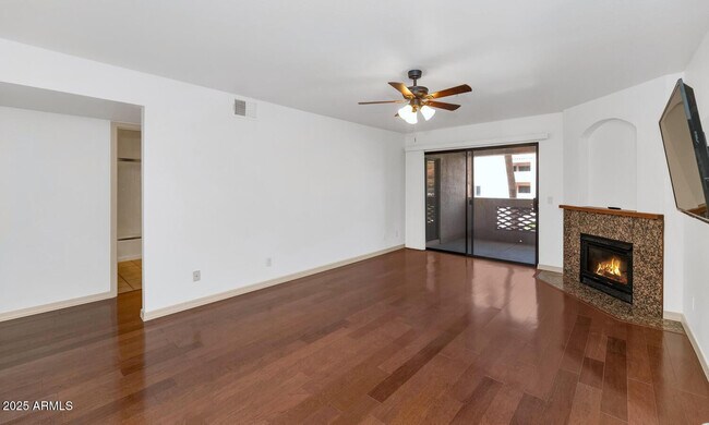 Photo - 5104 N 32nd St Unit 307