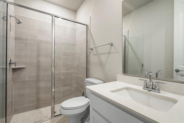 Photo - 2206 Christopher Ln