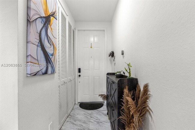 Photo - 230 SE 29th Ave Unit 21