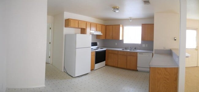Photo - 4303 Deek Dr Unidad # A