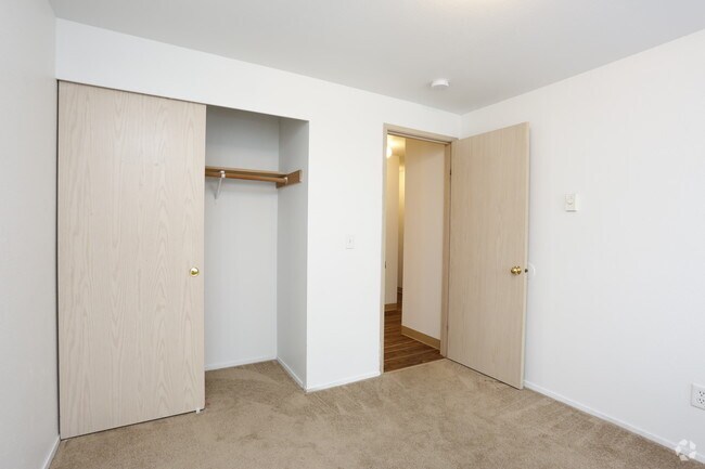 Olympic Pointe Apartments
