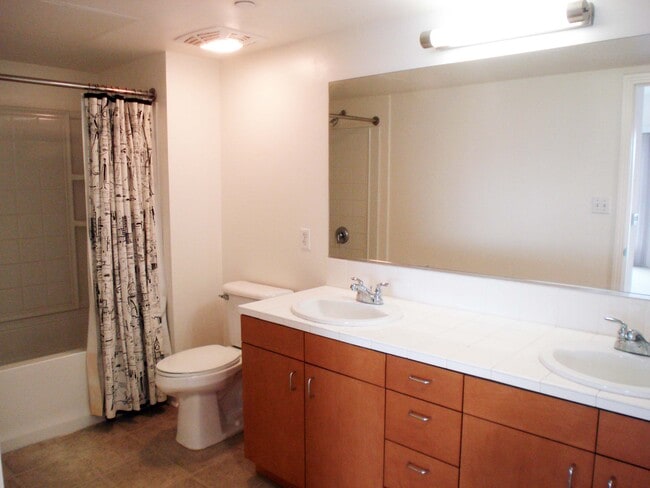 Photo - 550 15th St Unit 401