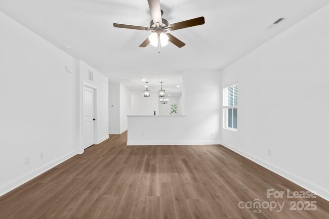 Photo - 354 W Moore Ave
