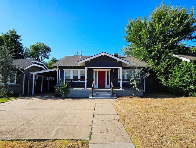 Building Photo - 3 Bed/2 Bath Paseo District Neighbor