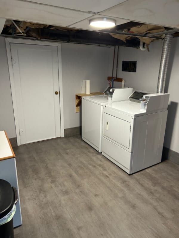 Photo - 220 4th Ave E