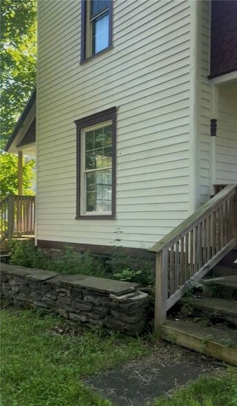 30 River St