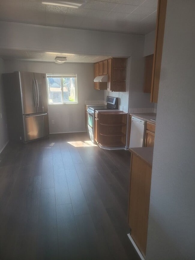 Photo - 1415 W Second St