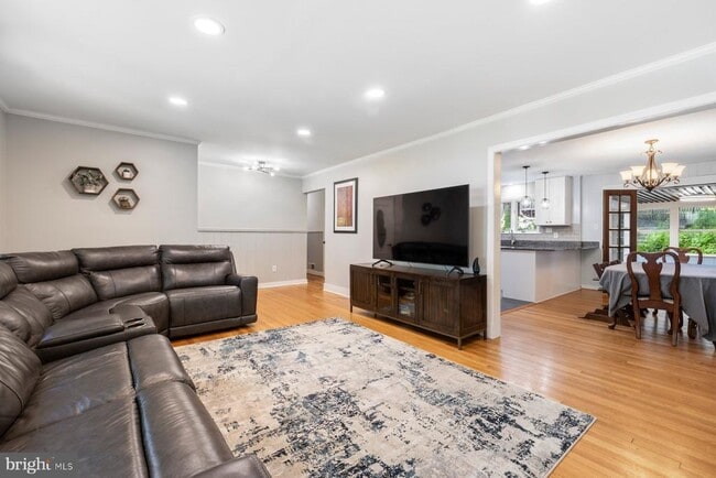 Photo - 3604 Husted Dr