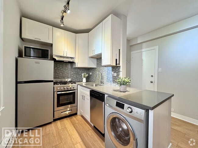 Building Photo - 515 W Belmont Ave Unit 33 Rental