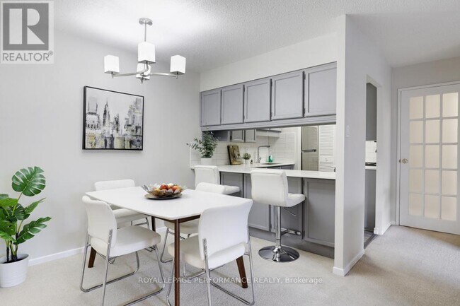 Photo - 142 Waverley St Unit 2D