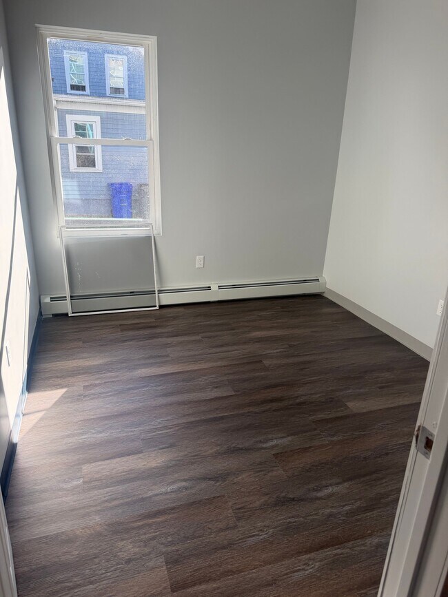 Photo - 383 Sayles St Unit 1