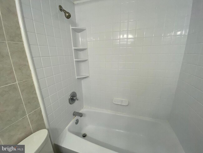 Photo - 950 25th St NW Unit 125-N