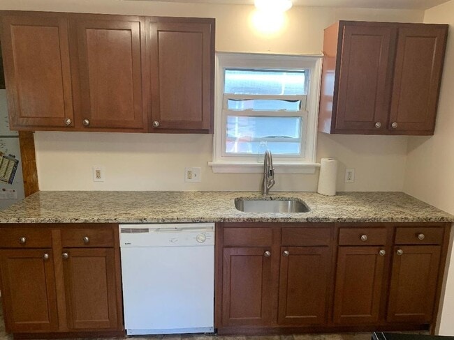 Photo - 90 School St Unidad 1