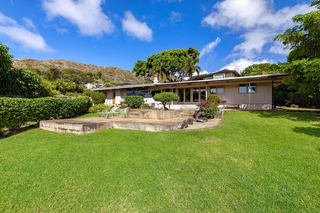 Diamond Head Mid-Century Modern Home - Diamond Head Mid-Century Modern Home