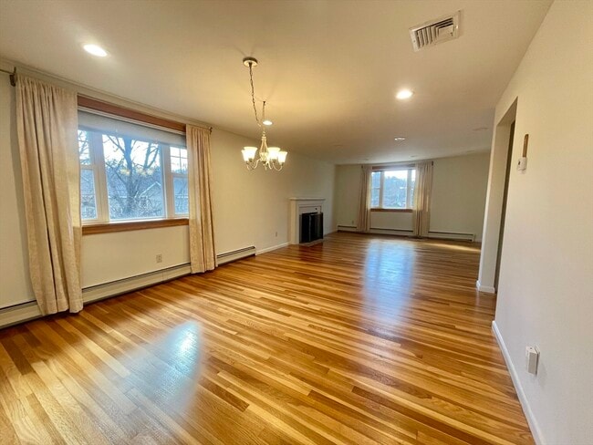 Building Photo - 77 Louise Rd Unit 77 Rental