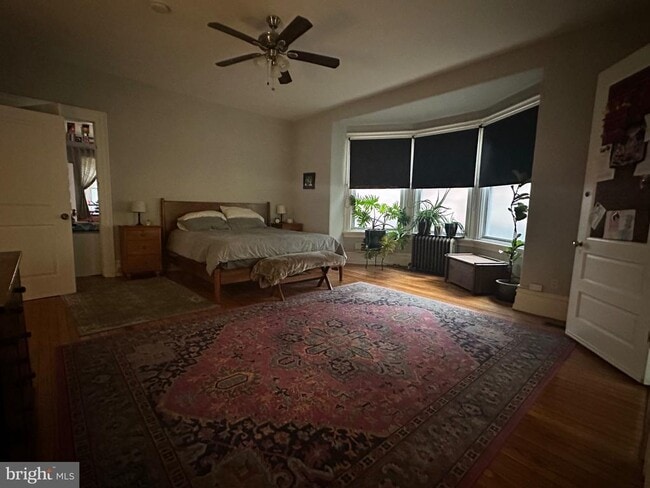 Building Photo - 111 E Gorgas Ln Unit 1