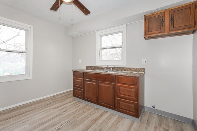 Photo - 1025 W 23rd St Unit 921 Washington